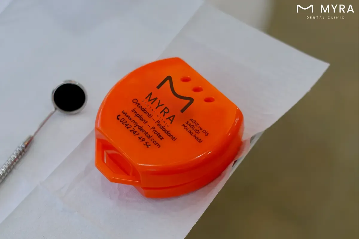 what are the disadvantages of a gum shield?