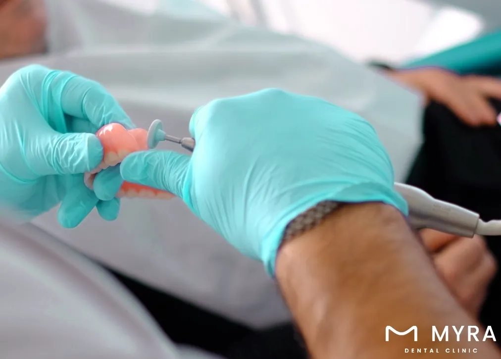 what are the pros of getting dentures in the usa?