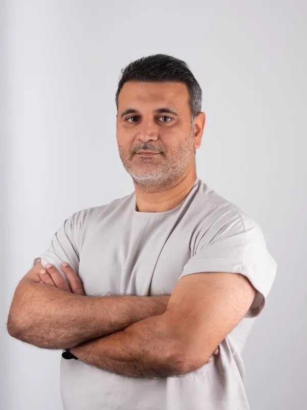 Dr. Erdem Cetin